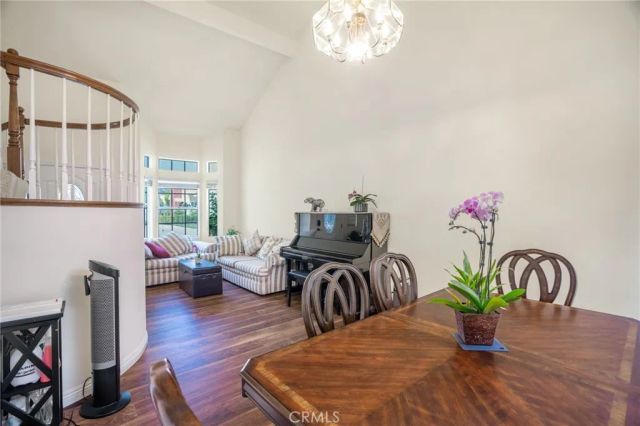 430 W Walnut Avenue West, Monrovia, CA 91016