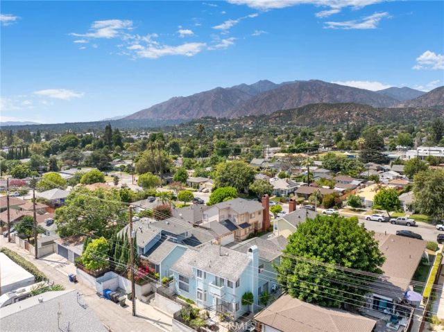 430 W Walnut Avenue West, Monrovia, CA 91016