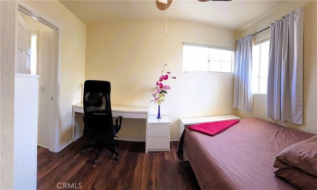 430 W Walnut Avenue West, Monrovia, CA 91016