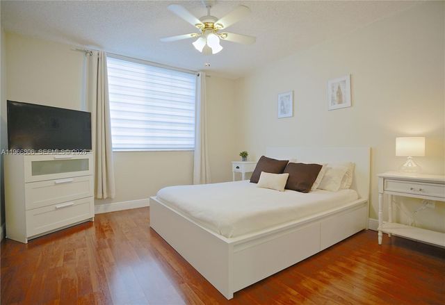 4360 NW 107th Ave 101, Doral, FL 33178