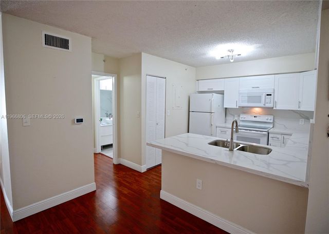 4360 NW 107th Ave 101, Doral, FL 33178