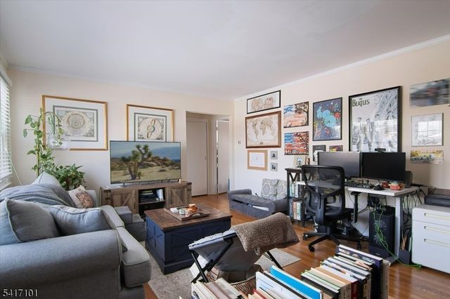 323 Pitney Pl 323, Morris Twp., NJ 07960