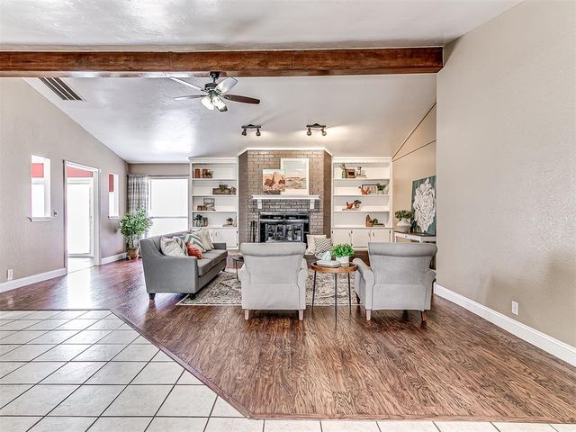 1100 Countrywood Lane, Edmond, OK 73012