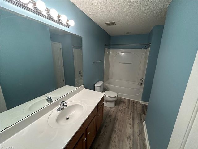 96 Tannenbaum Circle, Greensboro, NC 27410