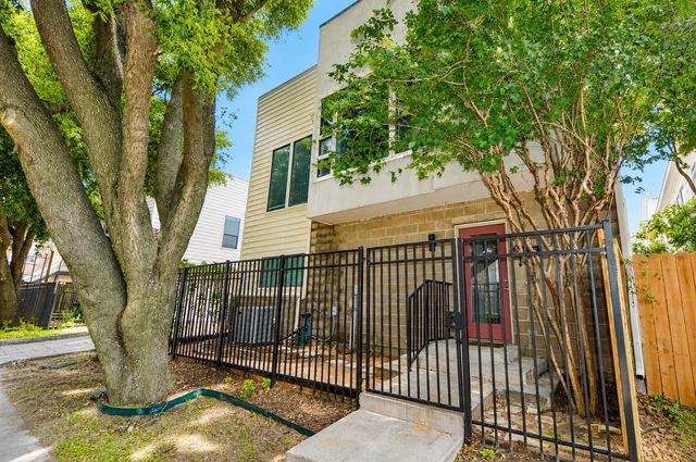 1525 Wheeler Street, Houston, TX 77004