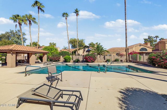 36 W GREENTREE Drive W, Tempe, AZ 85284