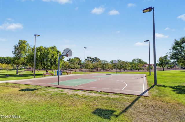 36 W GREENTREE Drive W, Tempe, AZ 85284