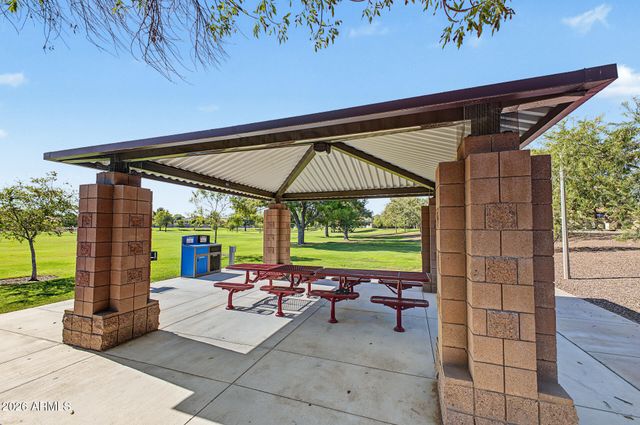 36 W GREENTREE Drive W, Tempe, AZ 85284