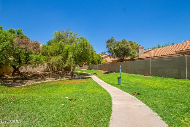 36 W GREENTREE Drive W, Tempe, AZ 85284