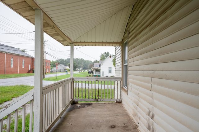 706 S 5th Street, Easley, SC 29640