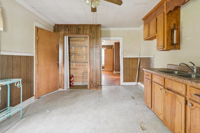 706 S 5th Street, Easley, SC 29640