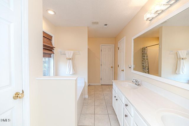 72 Fern Creek Drive, Sanford, NC 27332