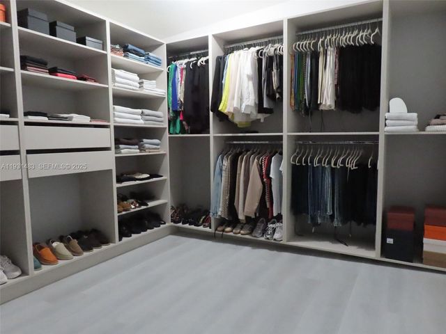 260 187th St, Sunny Isles Beach, FL 33160