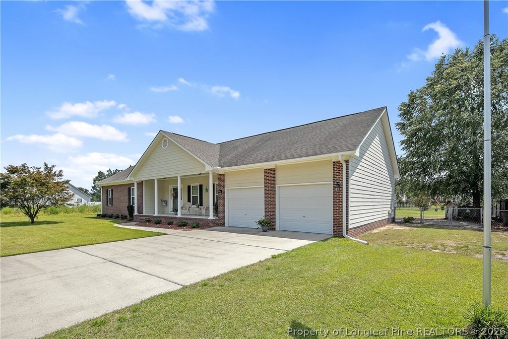 1916 Pineville Drive, Hope Mills, NC 28348 — photo 3