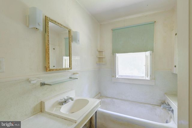 2141 GAP NEWPORT PIKE, Cochranville, PA 19330