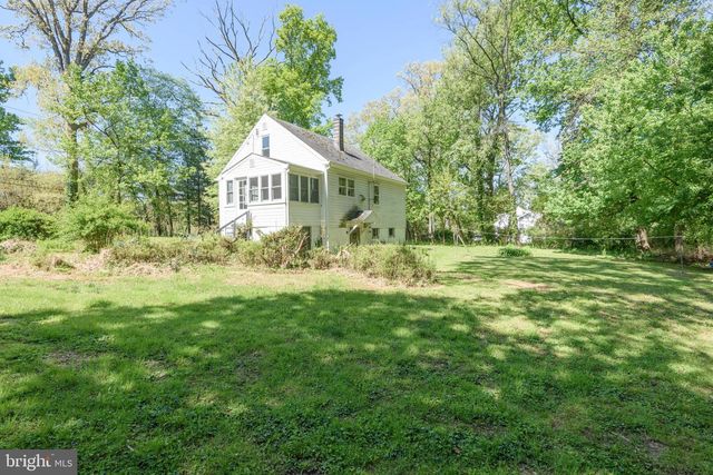 2141 GAP NEWPORT PIKE, Cochranville, PA 19330