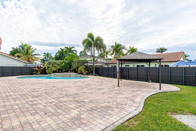 20254 SW 131st Ct, Miami, FL 33177