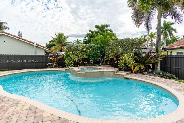 20254 SW 131st Ct, Miami, FL 33177