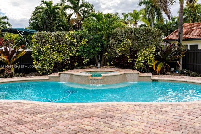 20254 SW 131st Ct, Miami, FL 33177