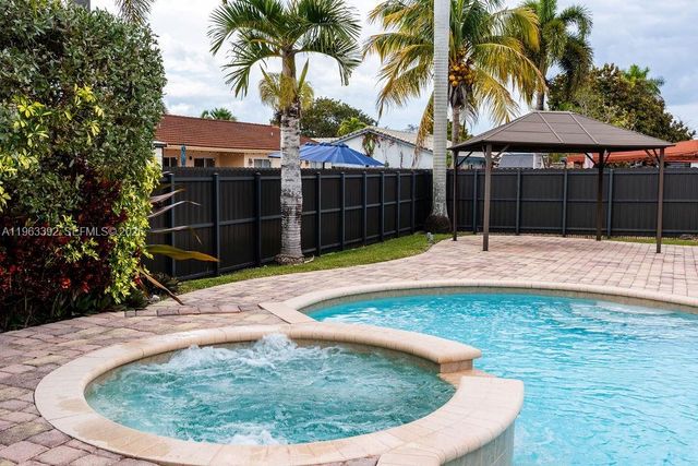 20254 SW 131st Ct, Miami, FL 33177