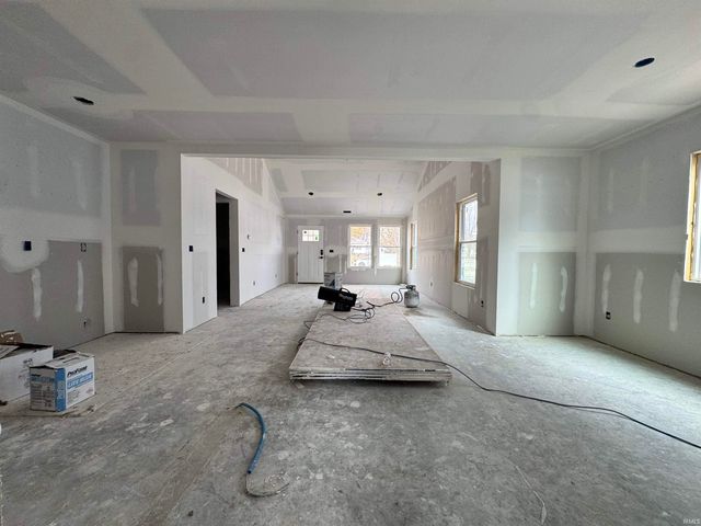 3704 Grayston Avenue, Fort Wayne, IN 46806