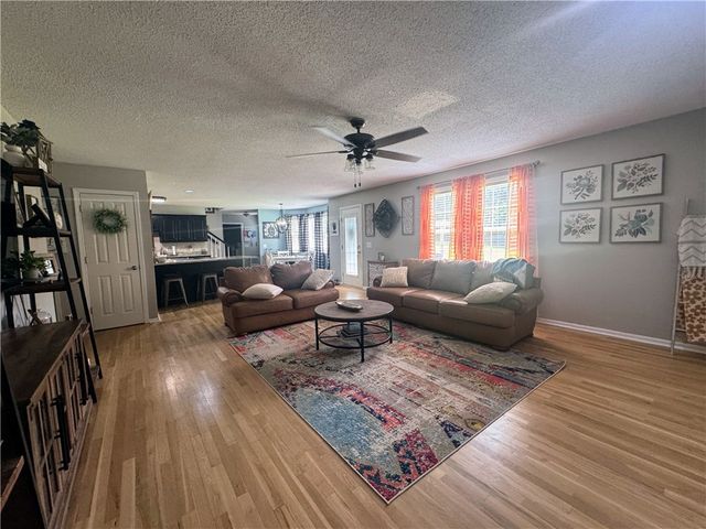 616 Pinehollow Drive, Anderson, SC 29621