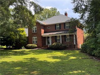 616 Pinehollow Drive, Anderson, SC 29621