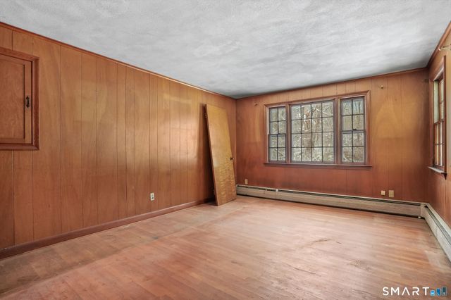 10 Pasture Lane, Simsbury, CT 06092