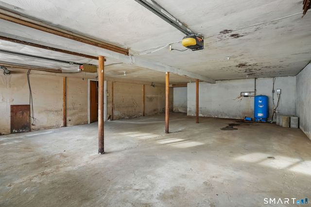 10 Pasture Lane, Simsbury, CT 06092