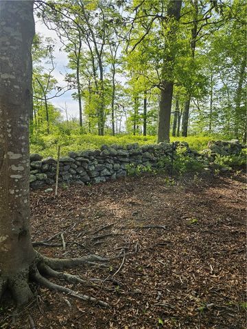 241 Cornell Road, Tiverton, RI 02878