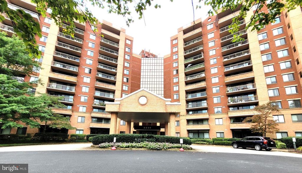 2230 GEORGE C MARSHALL DR #712, Falls Church, VA 22043
