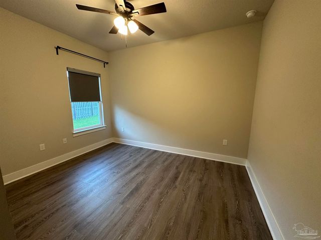 10984 Coues Dr, Bellview, FL 32526