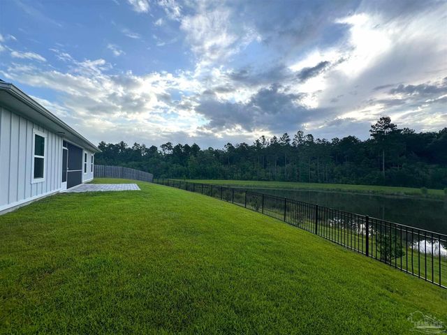10984 Coues Dr, Bellview, FL 32526