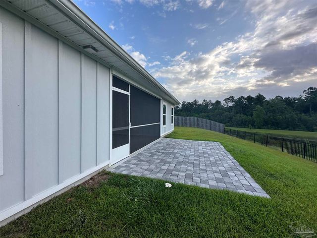 10984 Coues Dr, Bellview, FL 32526
