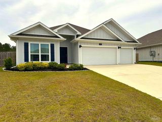 10984 Coues Dr, Bellview, FL 32526