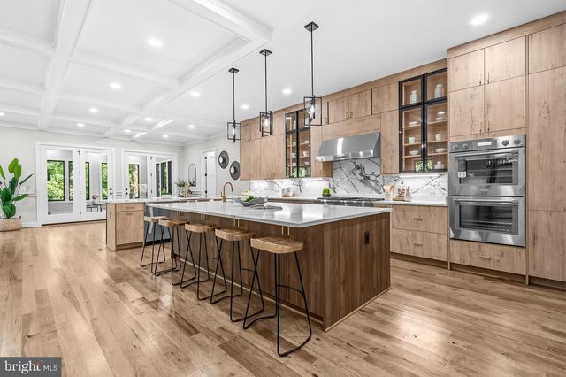 1843 RHODE ISLAND AVE, Mclean, VA 22101