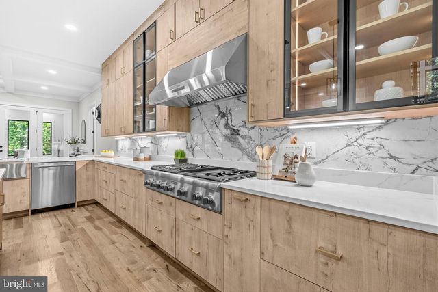 1843 RHODE ISLAND AVE, Mclean, VA 22101