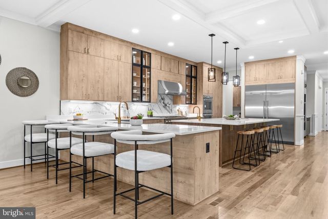 1843 RHODE ISLAND AVE, Mclean, VA 22101
