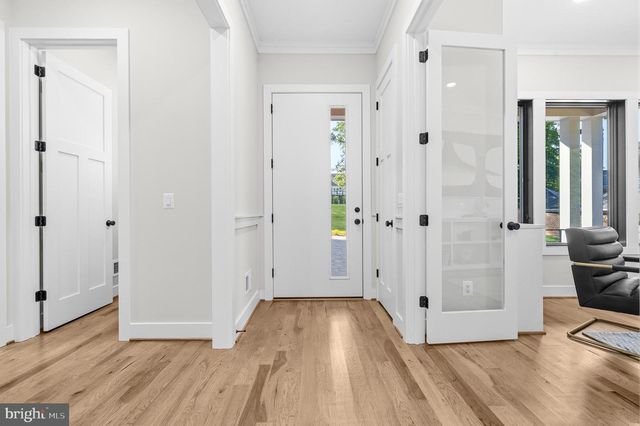 1843 RHODE ISLAND AVE, Mclean, VA 22101