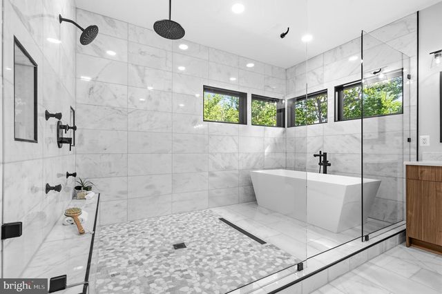 1843 RHODE ISLAND AVE, Mclean, VA 22101