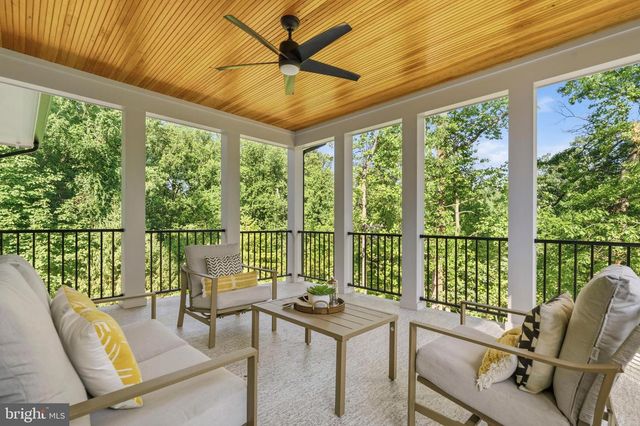 1843 RHODE ISLAND AVE, Mclean, VA 22101