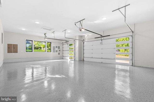 1843 RHODE ISLAND AVE, Mclean, VA 22101