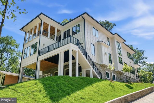 1843 RHODE ISLAND AVE, Mclean, VA 22101