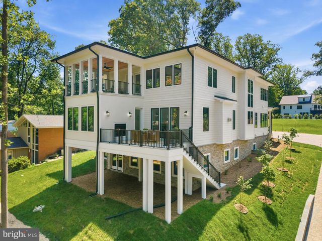 1843 RHODE ISLAND AVE, Mclean, VA 22101