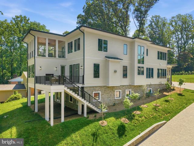 1843 RHODE ISLAND AVE, Mclean, VA 22101