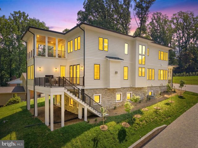 1843 RHODE ISLAND AVE, Mclean, VA 22101