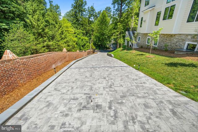 1843 RHODE ISLAND AVE, Mclean, VA 22101