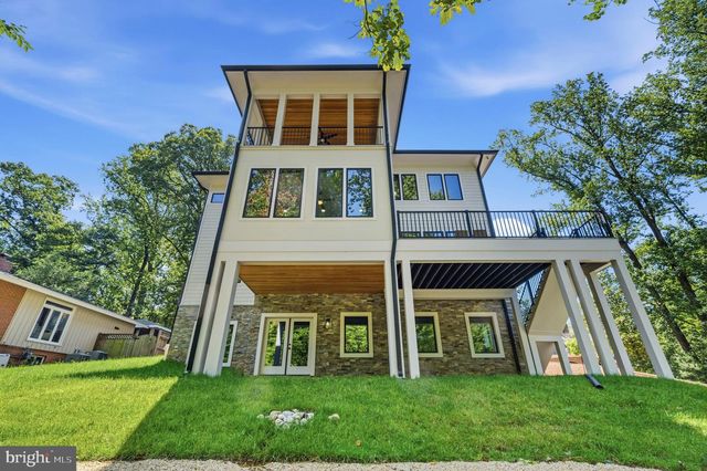1843 RHODE ISLAND AVE, Mclean, VA 22101
