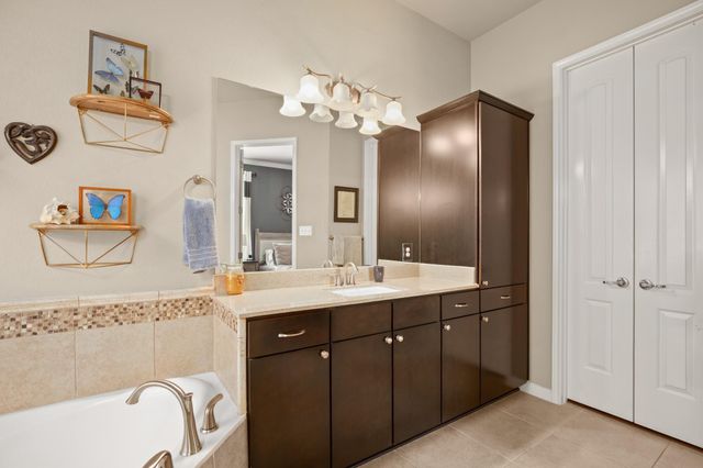 2300 Brownstone LN, Cedar Park, TX 78613