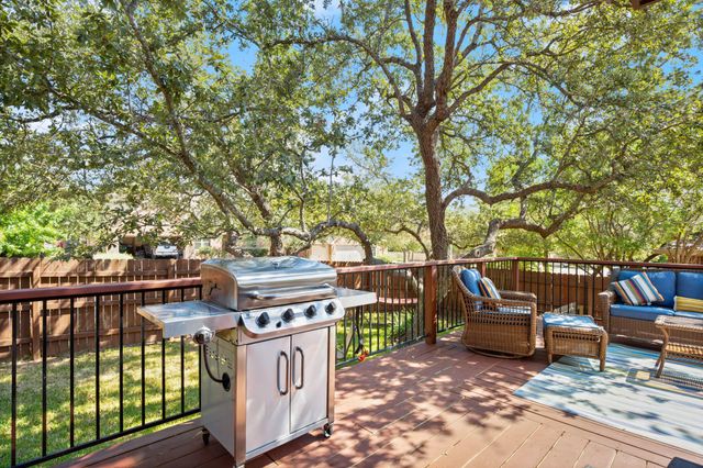 2300 Brownstone LN, Cedar Park, TX 78613